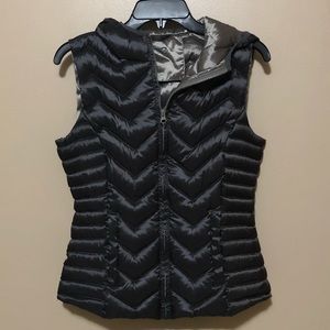Blanc Noir Puffer Vest